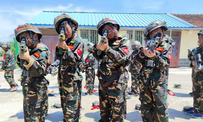 上海軍訓夏令營多少錢