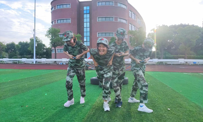 上海軍訓(xùn)夏令營(yíng)有哪些