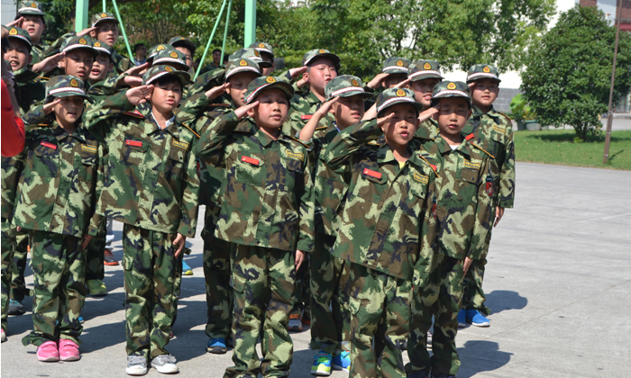 上海暑期軍事化夏令營