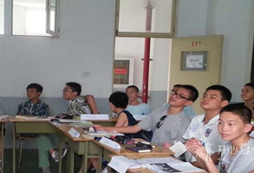 上海英語夏令營專家指導學習英語語法