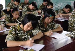 想擁有領(lǐng)袖能力就來參加上海軍事夏令營