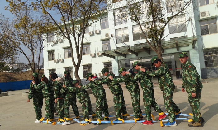 上饒軍訓(xùn)夏令營(yíng)