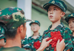 授予大紅花