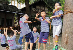 參加生存夏令營讓這個夏季充滿正能量