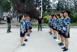 孩子參加完生存夏令營變得更加堅強了