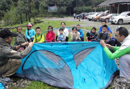野外生存夏令營是歷練孩子膽量開始的地方