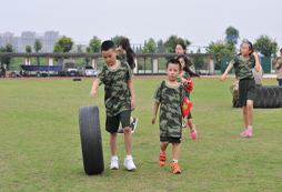 兒子參加生存夏令營之后更懂事了