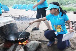 現(xiàn)在的孩子有必要參加野外生存夏令營嘛
