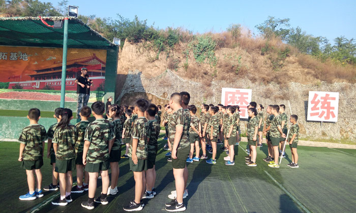 青少年野外生存夏令營報名哪家好