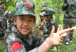 荒島求生夏令營讓孩子在挑戰(zhàn)中突破自己