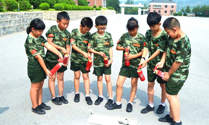 沈陽(yáng)周邊軍訓(xùn)夏令營(yíng)哪個(gè)好