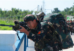 沈陽青少年軍事夏令營(yíng)獲得家長(zhǎng)一致的認(rèn)可和好評(píng)