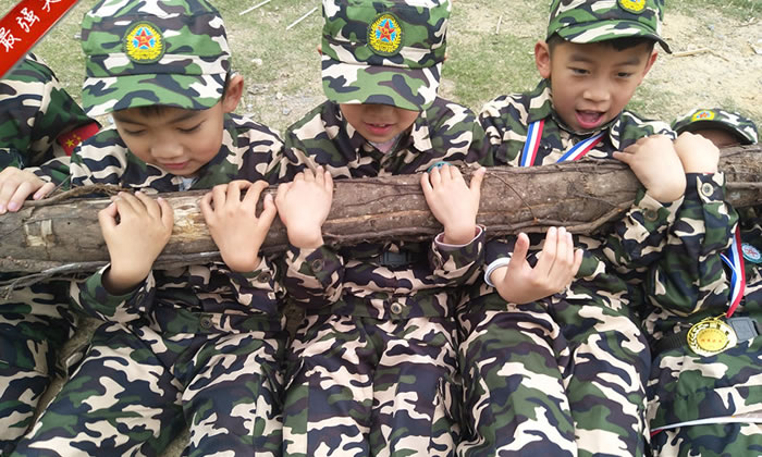 沈陽(yáng)青少年夏令營(yíng)讓孩子快樂(lè)成長(zhǎng)！.jpg