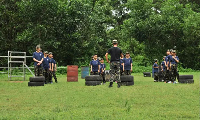 孩子難管送軍事夏令營