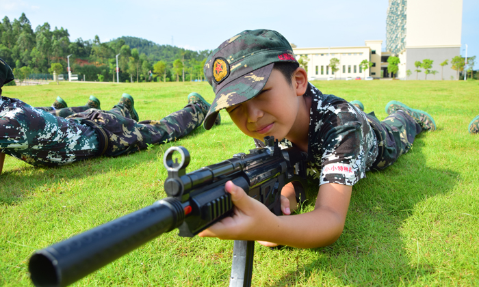 深圳青少年夏令營(yíng).jpg