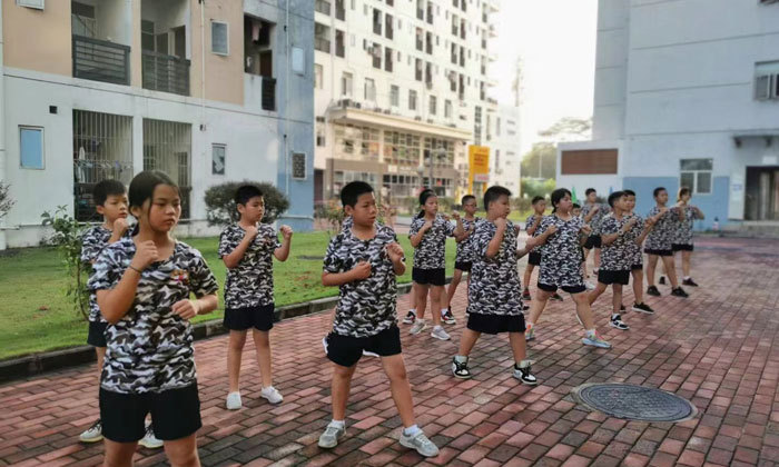 深圳軍事夏令營報名多少錢