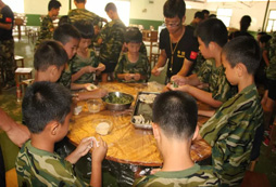 深圳軍事拓展夏令營學(xué)生的安全怎樣確保
