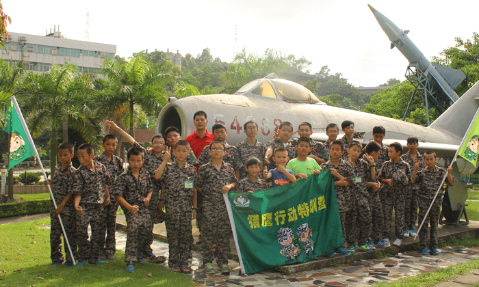 深圳領(lǐng)袖童軍.jpg
