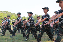 參加深圳軍事夏令營所學(xué)所得