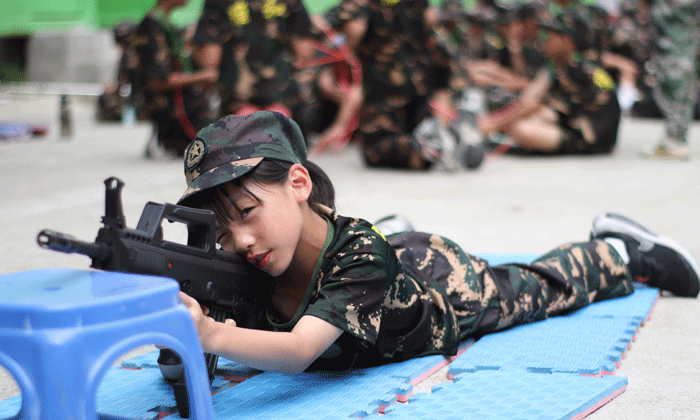 2024深圳口碑好的軍事夏令營(yíng)有哪些？2.gif