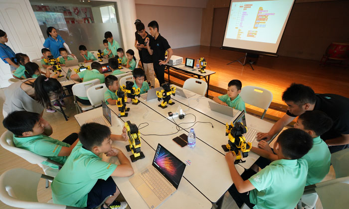 深圳青少年夏令營在哪里報(bào)名