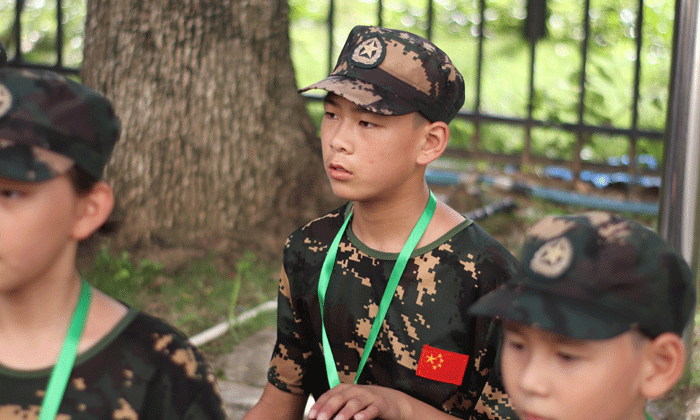 深圳小學(xué)生夏令營(yíng).jpg