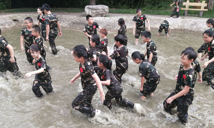 石家莊軍訓夏令營哪家好