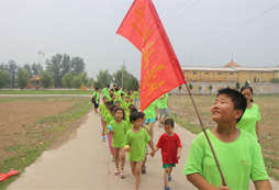 參加石家莊夏令營給孩子一個(gè)充實(shí)快樂的暑假！