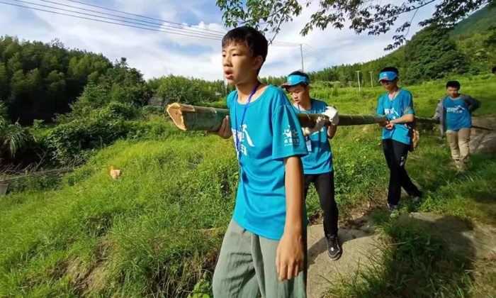 暑假夏令營報名多少錢