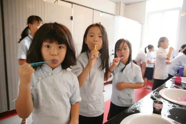 青少年初中女生暑假夏令營