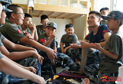 參加暑假軍事夏令營(yíng)的孩子能學(xué)會(huì)什么？