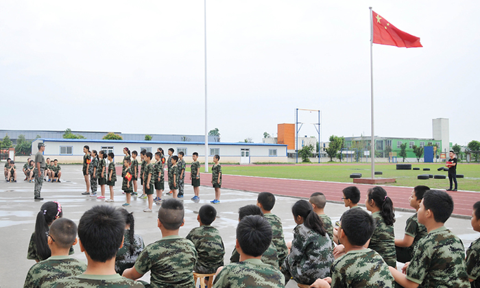 暑期軍事夏令營圓你軍人夢！.jpg
