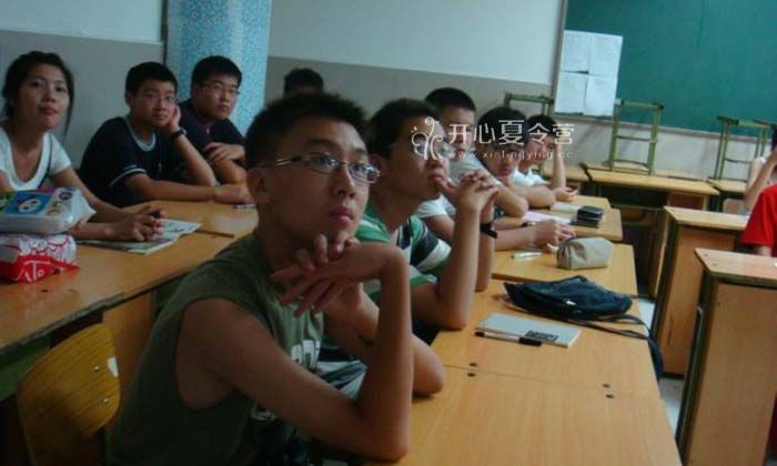 中小學(xué)生參加暑假夏令營后有什么明顯的變化