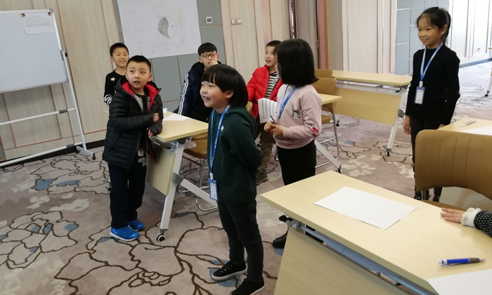 提高孩子數(shù)學成績就來數(shù)學夏令營！.jpg