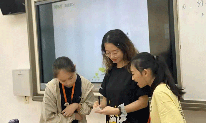 向老師提問