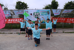 四川軍事訓(xùn)練營(yíng)提升孩子與人交往的能力