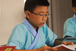 成都小學(xué)生夏令營(yíng)一般多少錢？