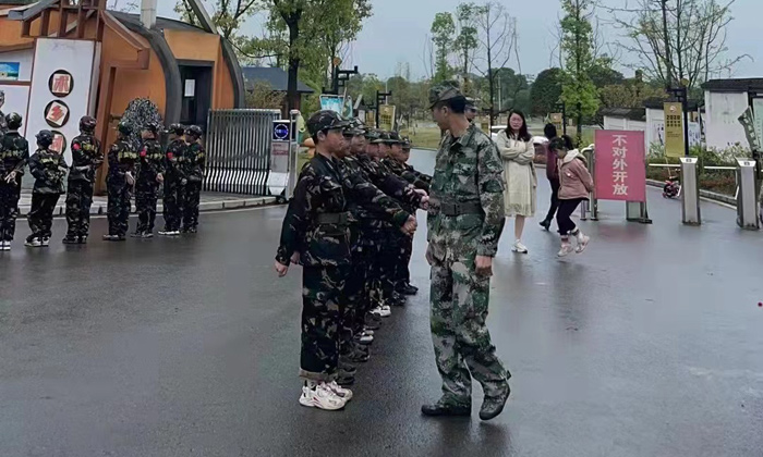 四川軍事夏令營(yíng)去哪里好