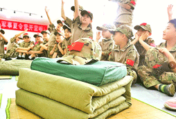 四川軍事夏令營價(jià)格揭秘，報(bào)名費(fèi)用讓你心動(dòng)不已！