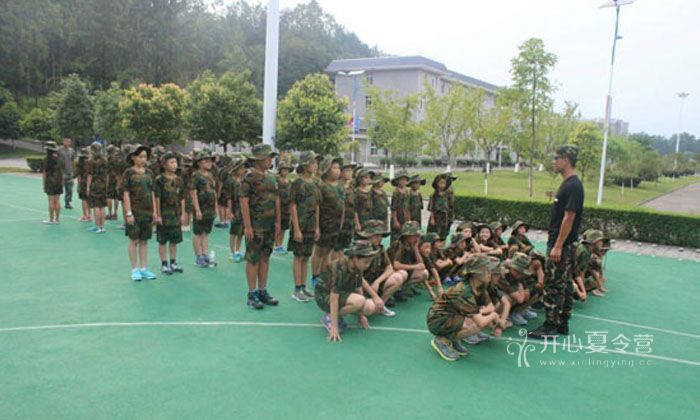 四川軍事夏令營報名多少錢