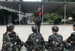 樂山軍事夏令營(yíng)基地教育讓孩子德智體美勞全面提升！