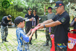授予結(jié)營(yíng)證書