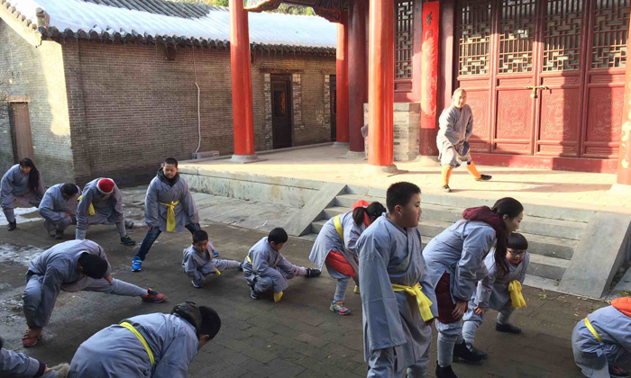 學(xué)習(xí)正宗少林武術(shù)基本功