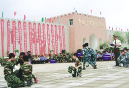 軍事技能訓(xùn)練戰(zhàn)地救護(hù)