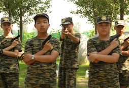桂林暑期軍訓(xùn)夏令營(yíng)有哪些訓(xùn)練特色?