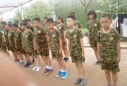 青少年軍事夏令營，軍事主題營中NO.1領軍者
