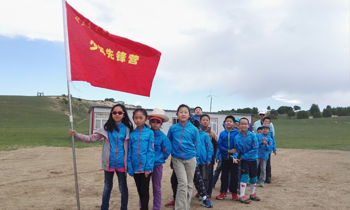 開(kāi)營(yíng)團(tuán)建一起走