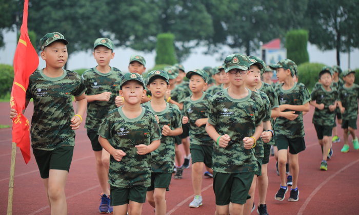 盤錦軍事夏令營(yíng)