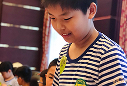 好尷尬啊