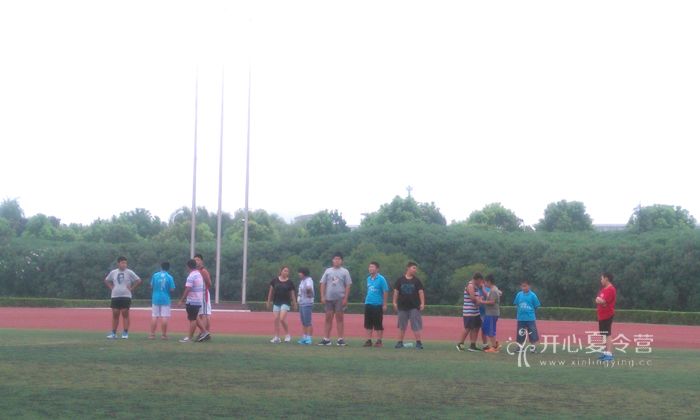 足球夏令營合適多大的孩子參加.jpg